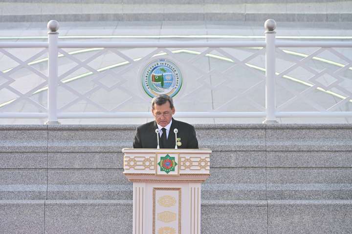 Türkmenistanyň hemişelik Bitaraplygynyň 30 ýyllygyna bagyşlanan ýadygärlik: ýurdumyzyň serhetlerinden uzaklara uzaýan ýörelge